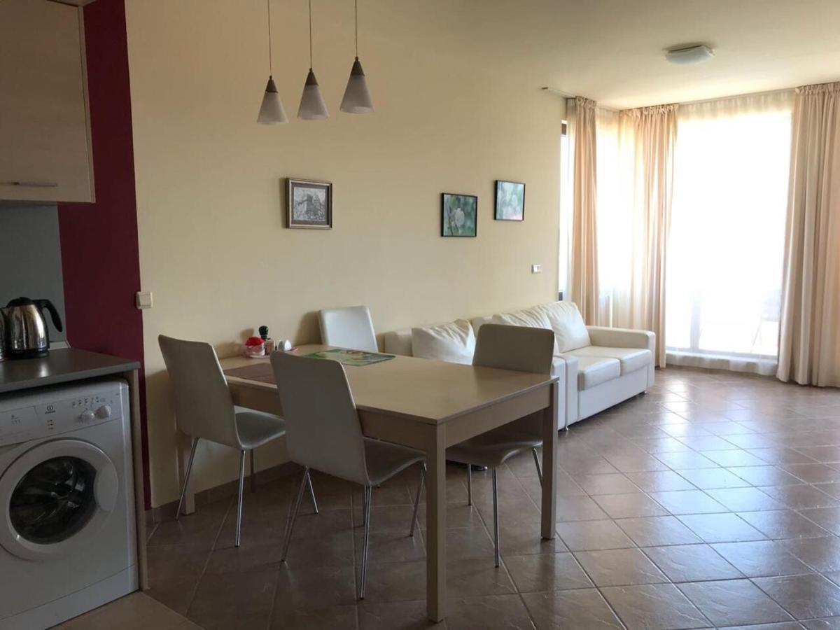 סוזופול Apartment 2Br, Тристаен In Complex Green Life מראה חיצוני תמונה